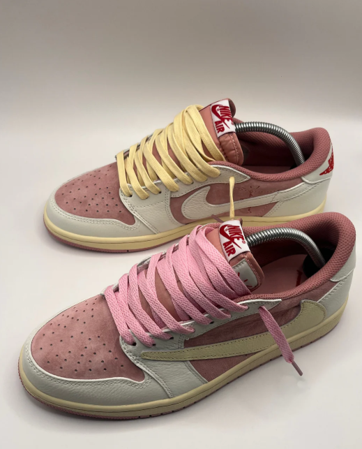 Jordan 1 x Travis Scott "Shy Pink"